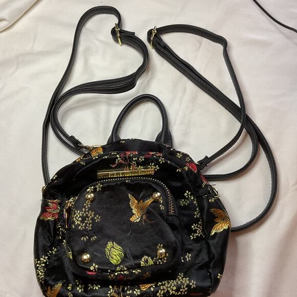 Steve Madden Mini Backpack Crossbody Handbag Gold tone hardware Zipper - Picture 3 of 11